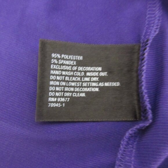 East 5th Women’s Tank Size Medium Purple Sleeveless Blouse Beaded Neck NWT $30 - Picture 6 of 7